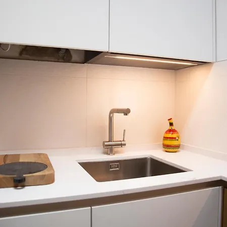 La Sorpresa - Cozy In Center Apartment Arona